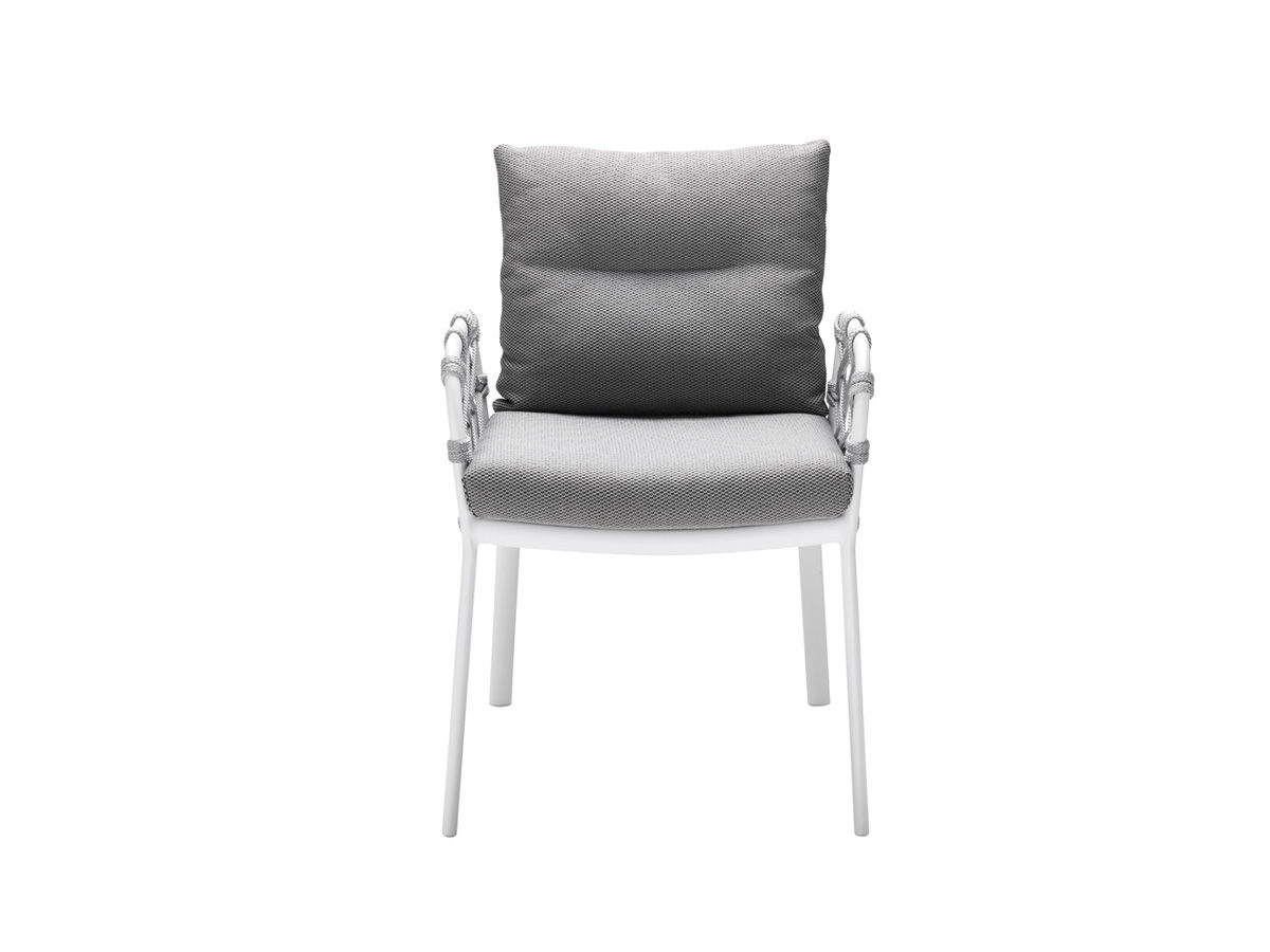 caro-dining-sessel-white-studio-04